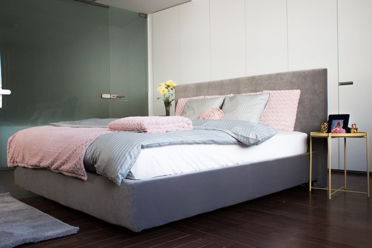 Model apartment